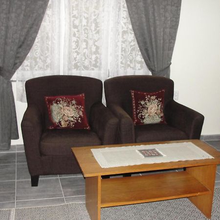 Coffeecamp-Kovilj Otel Dış mekan fotoğraf